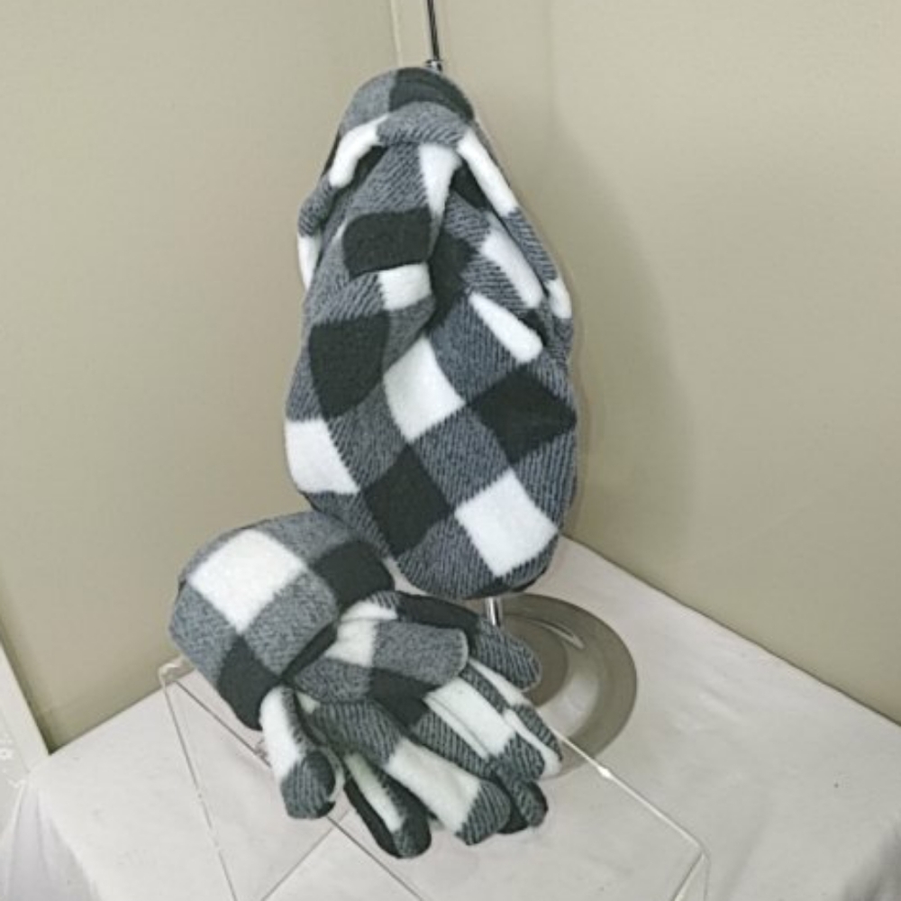Women's Hat & Glove Set Black & White Checkered Fleece